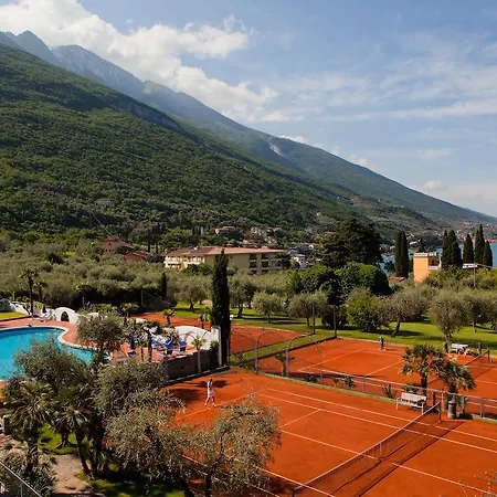 Club Olivi - Tennis Center Готель Мальчезіне