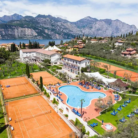 Club Olivi - Tennis Center